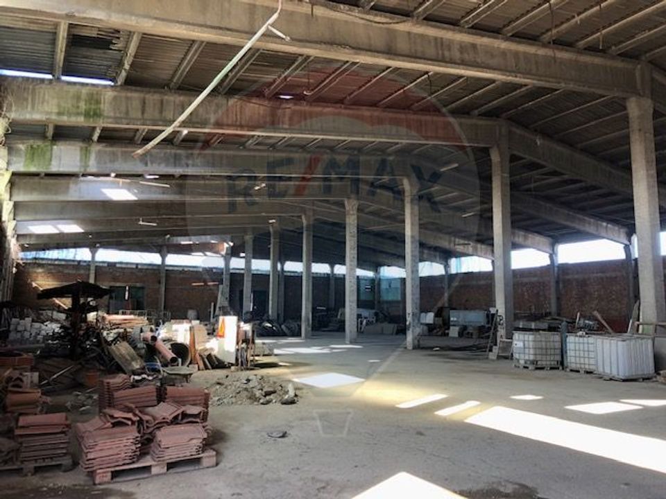 5,500sq.m Industrial Space for sale, Vest area