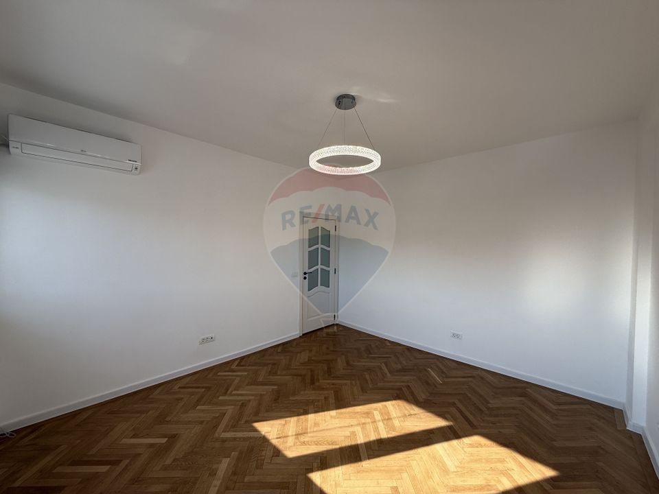 4 room Apartment for rent, Unirii area