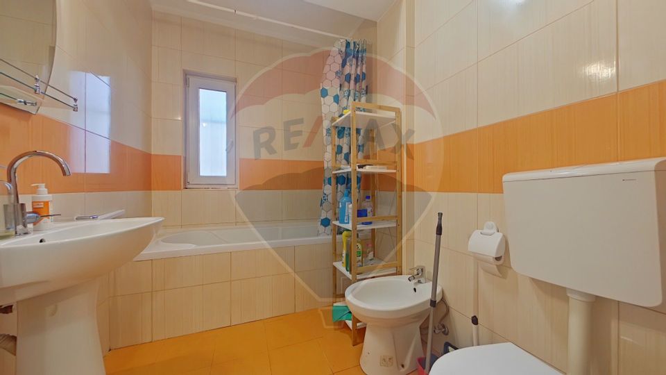Apartament cu 2 camere de închiriat în zona Buna Ziua