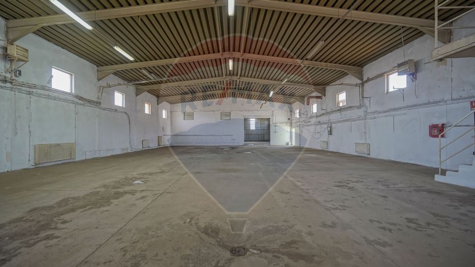 794sq.m Industrial Space for rent, Periferie area