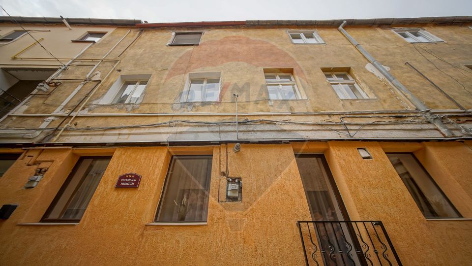 Apartament 3 camere si două băi, Str Republicii, Centrul Istoric