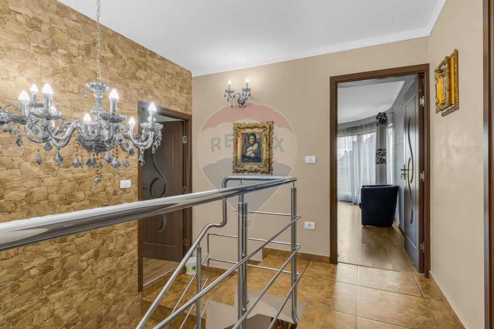 6 room House / Villa for sale