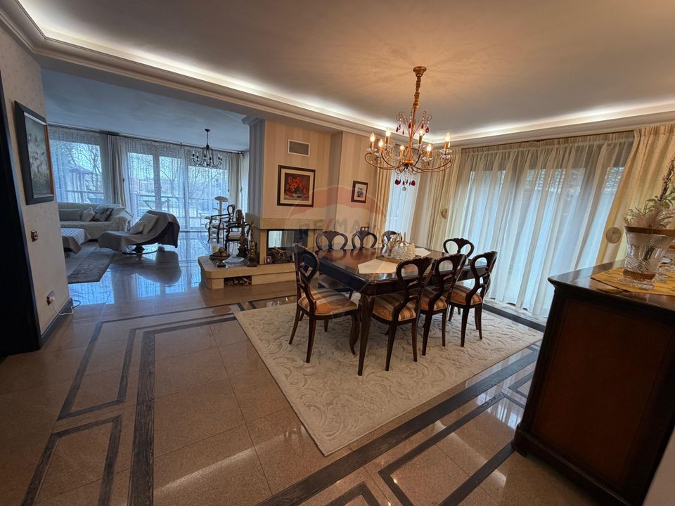 9 room House / Villa for sale