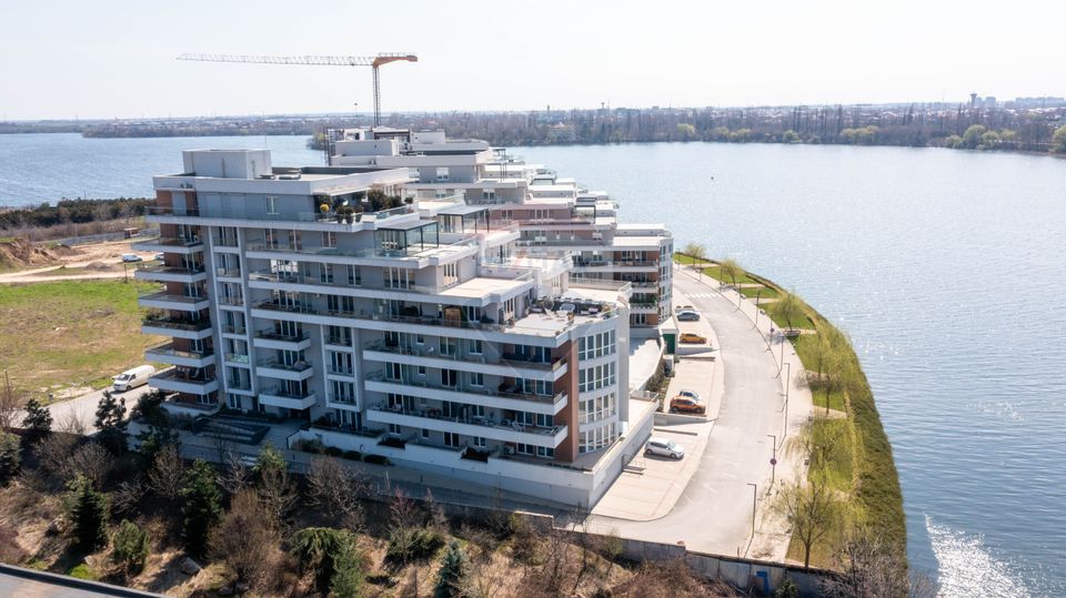 2 camere premium | TERASĂ 25 mp cu deck+vedere lac si pădure I parcare