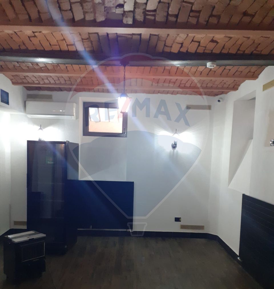 Casă D+P+E+M | 816 mp utili, 5 locuri parcare, Regina Maria