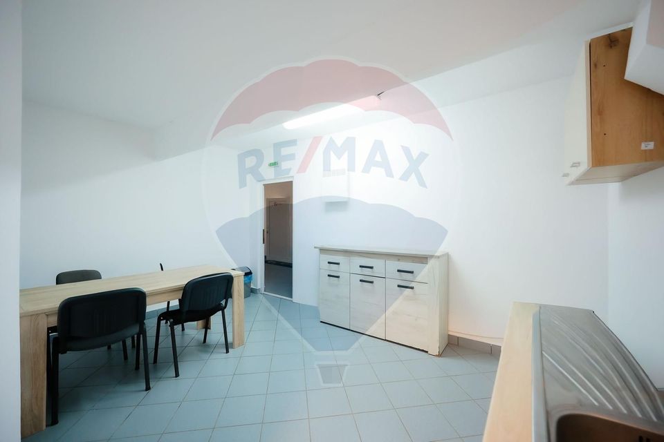 1,249.08sq.m Industrial Space for sale, Exterior Vest area