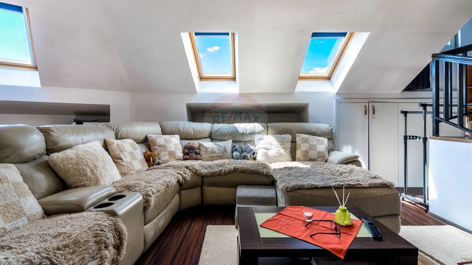 4 room Apartment for sale
