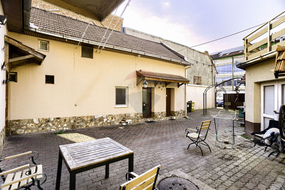 Cladire 10 camere de vânzare zona Intim/ Preluare chiriaș