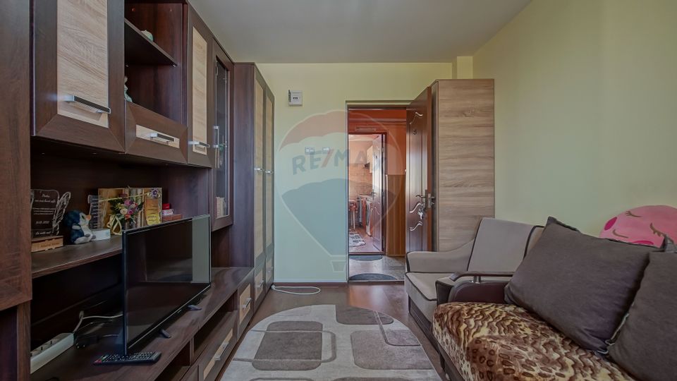 COMISION 0%! Camera de 10 mp | Etaj Intermediar | Toate Utilitatile