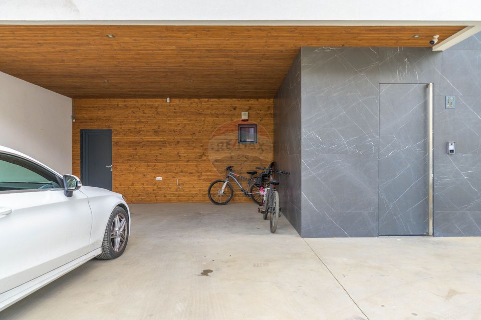 Arhitectură, tehnologie și lifestyle premium într-o vilă spectaculoasă