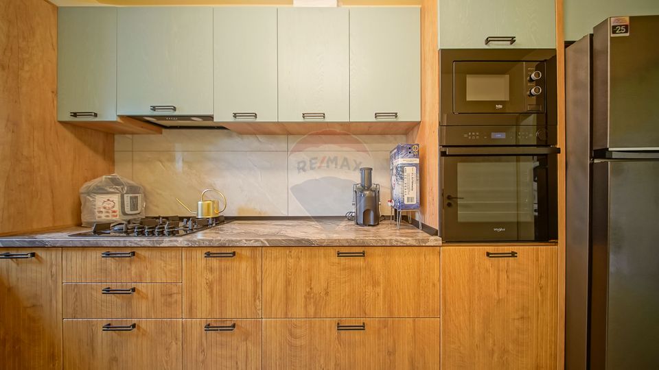 COMMISSION 0| 3 BEDROOMS|2 BATHROOMS| PREMIUM FURNISHED|14 MP BALCONY