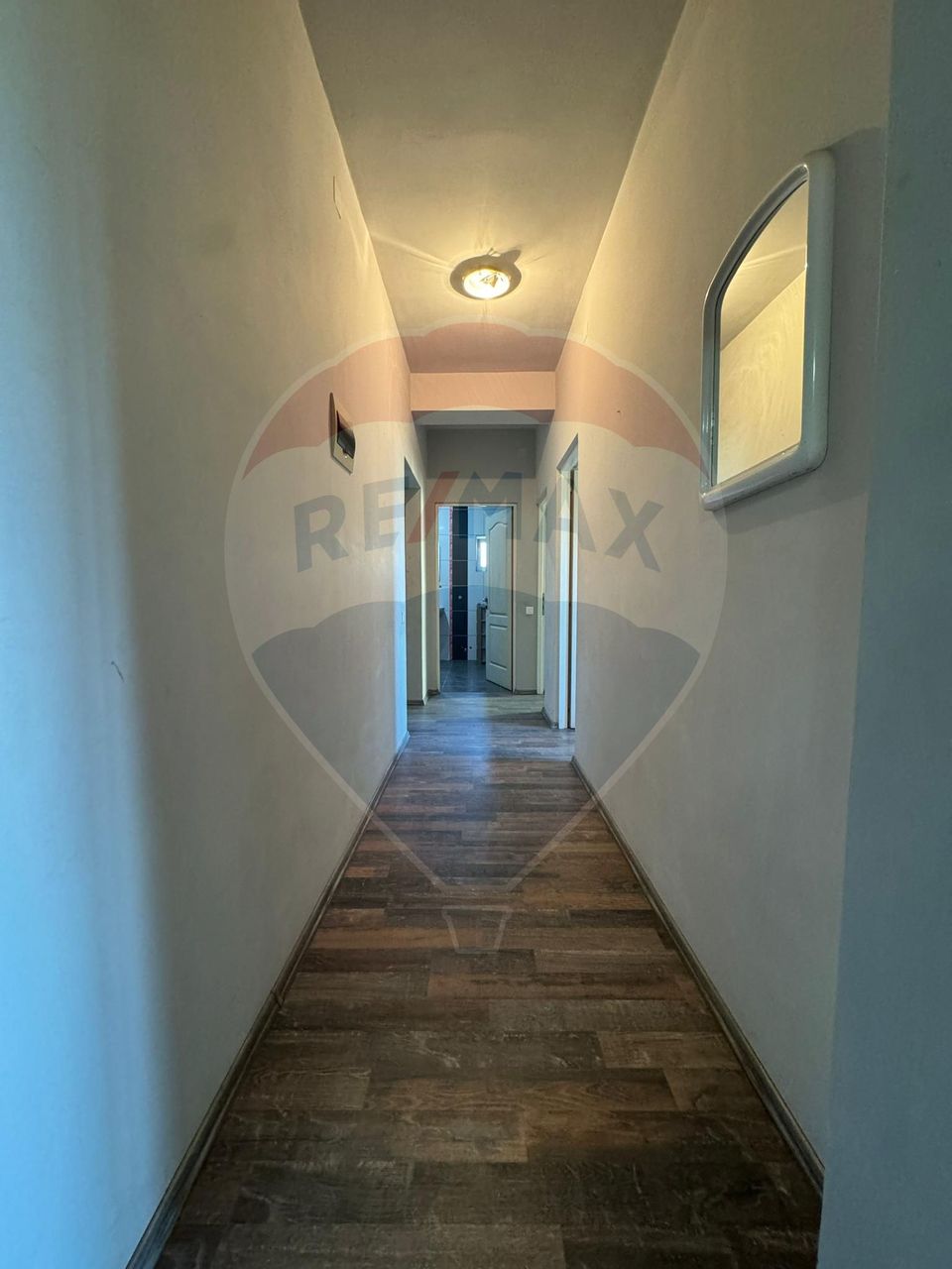 Apartament 95 mp utili, 3 camere, cartier Vasia