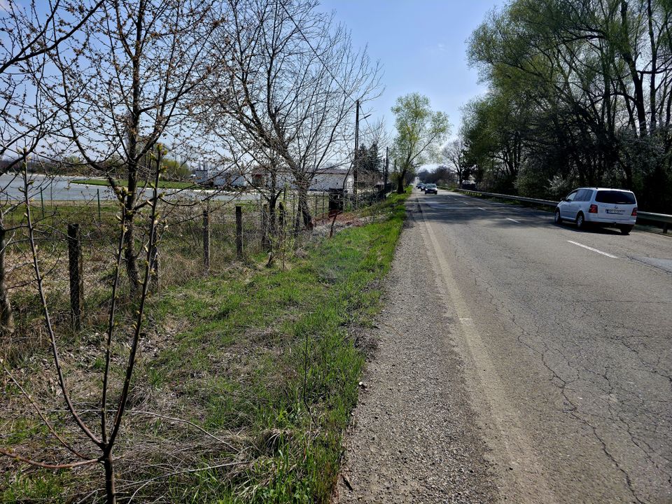 Teren 7,000mp Girov / deschidere 45 metri