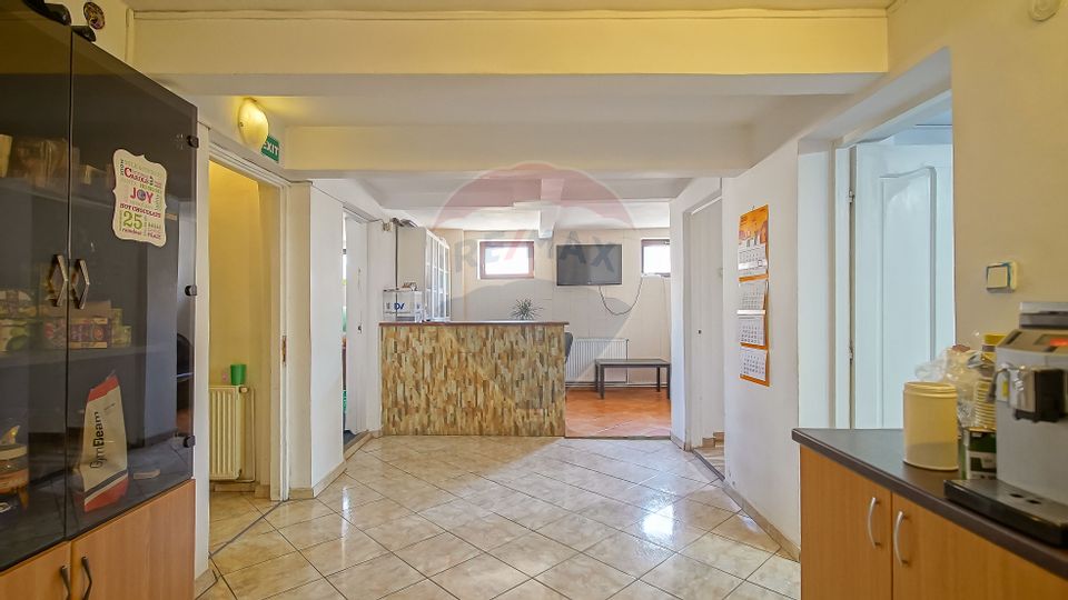 11 room House / Villa for rent, Tractorul area