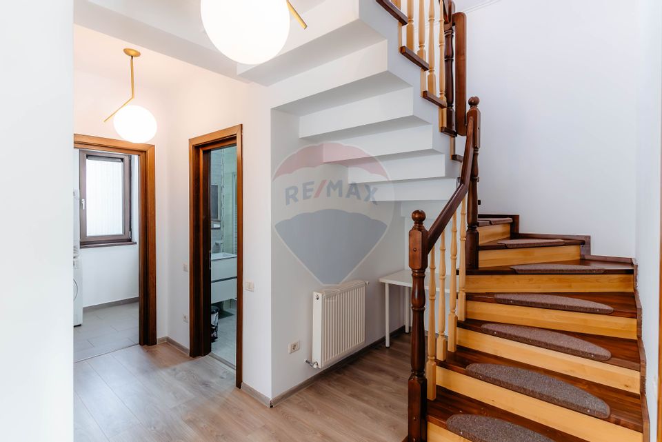 Închiriere casă/ vilă - 120 mp utili+ teren 249 mp– Pitești