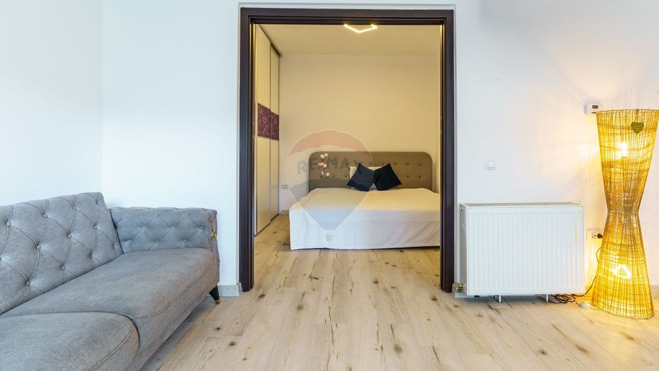 Apartament de vanzare 1 camera, nisa de dormit si terasa, Buna Ziua