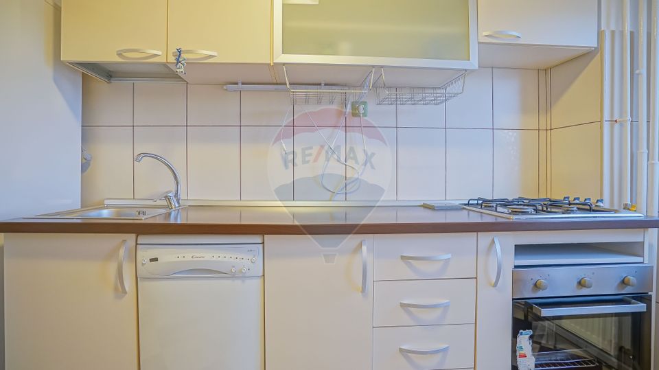 Apartament cu 2 camere de închiriat în zona Judetean