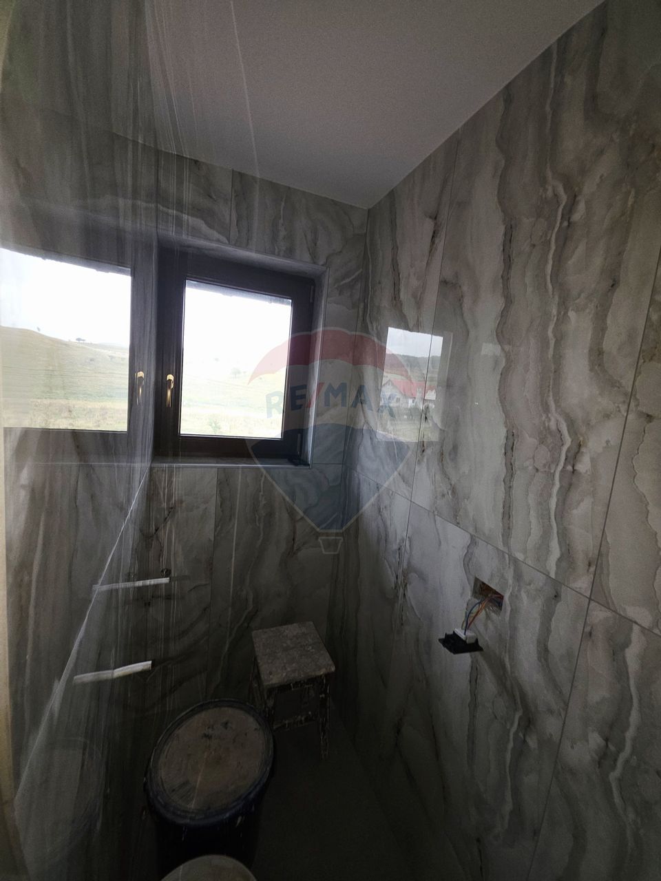 Casa  si  teren zona Balaurul