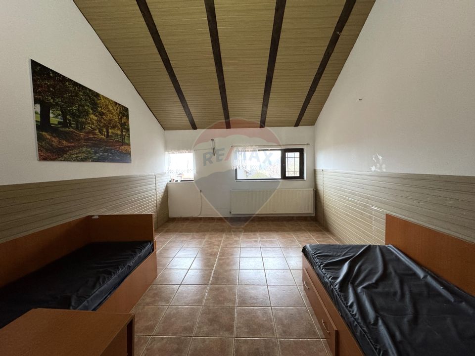 Villa 11 rooms | Buftea - 2 min from Buftea Lake