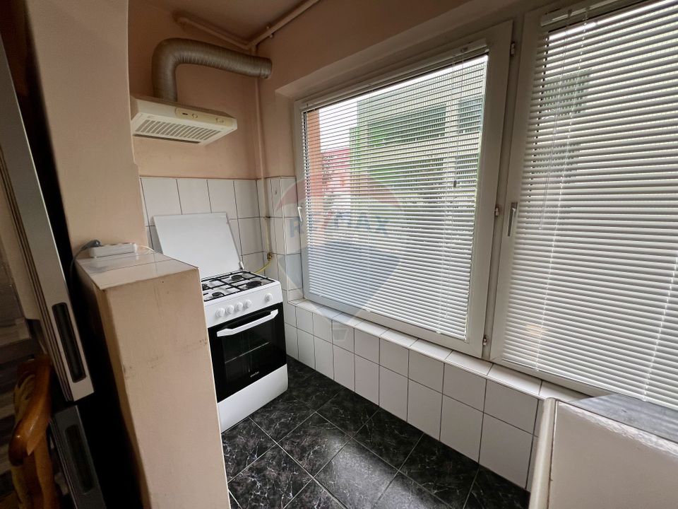 Apartament cu 2 camere de închiriat în zona Hipodrom 3
