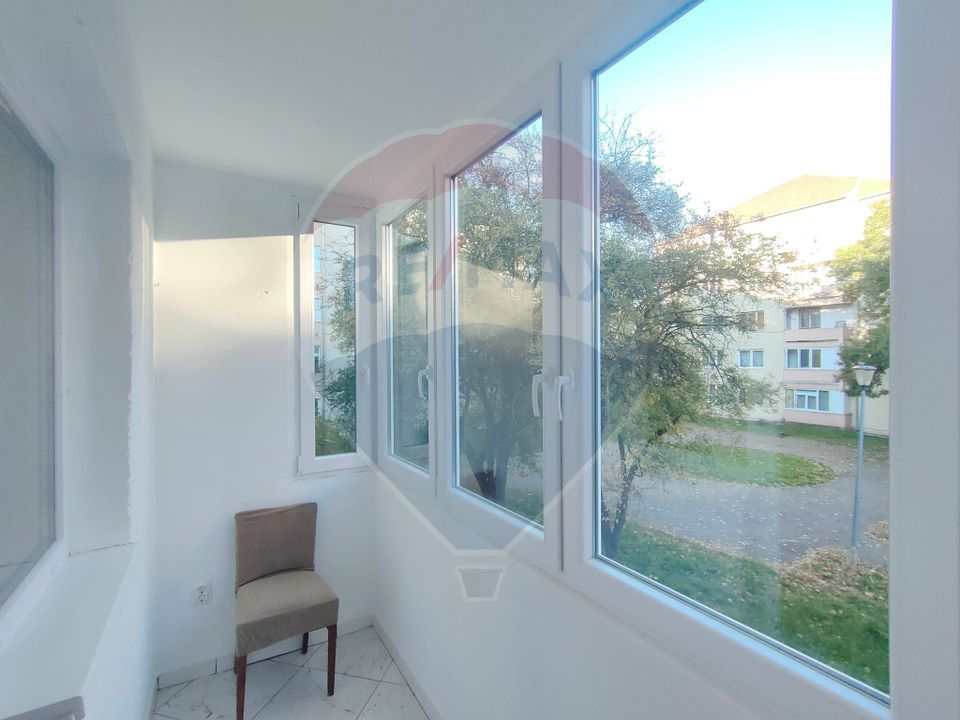 2 room Apartment for rent, Strand area