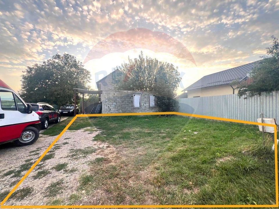 Casă de vânzare 3 camere - com. Letea Veche- sat. Holt