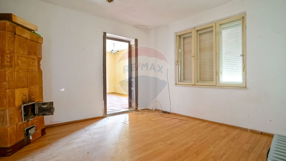 Casă + teren de vânzare – comision 0%