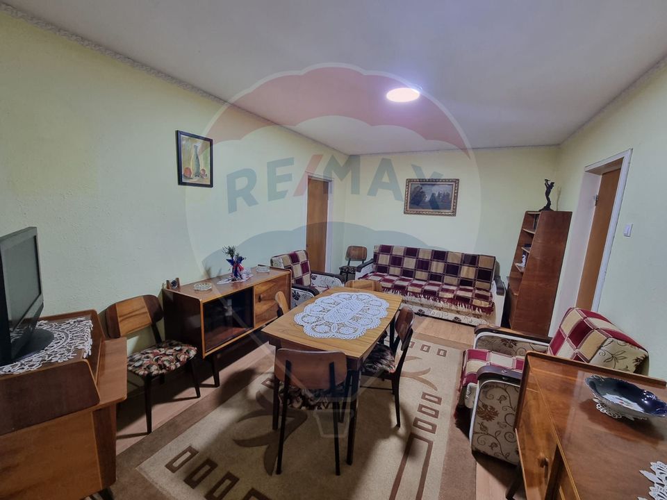 2 room Apartment for rent, Dristor area