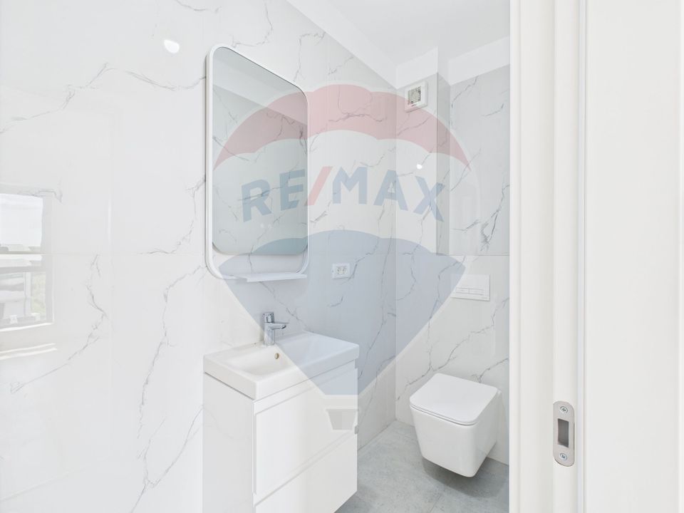 De vanzare| Apartament 4 camere nemobilat si o terasa| Nobil Residence