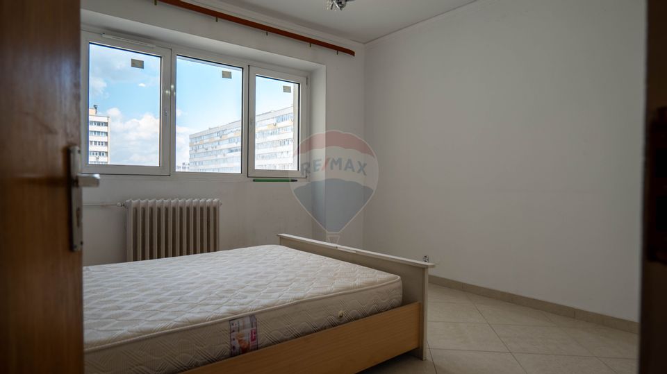 Oferta - vanzare apartament 4 camere decomandat, metrou Obor