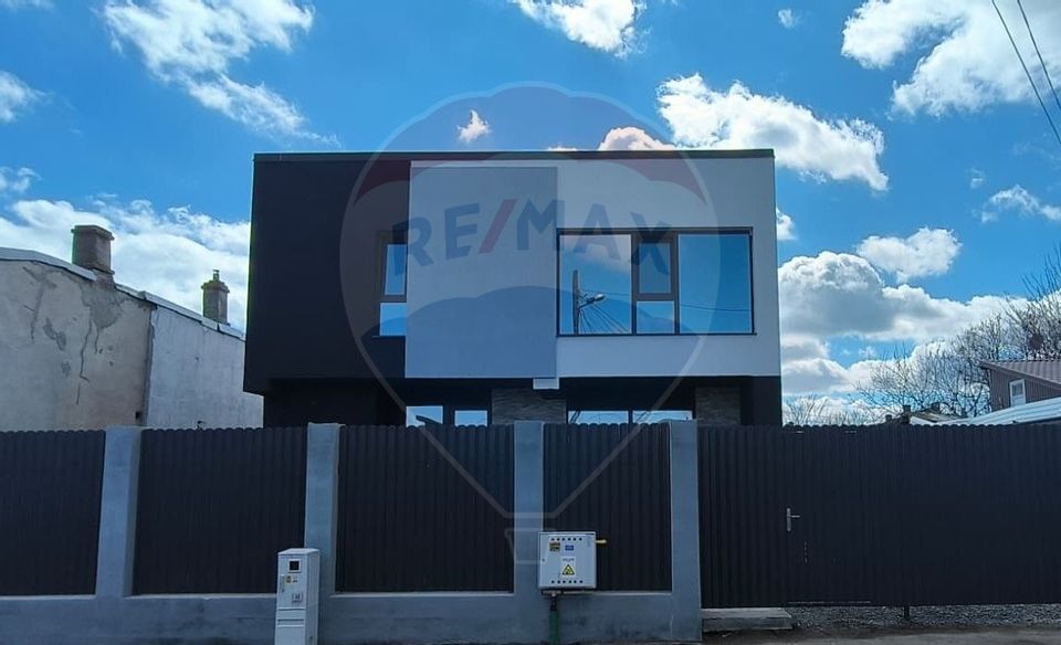 4 room House / Villa for sale, Port area