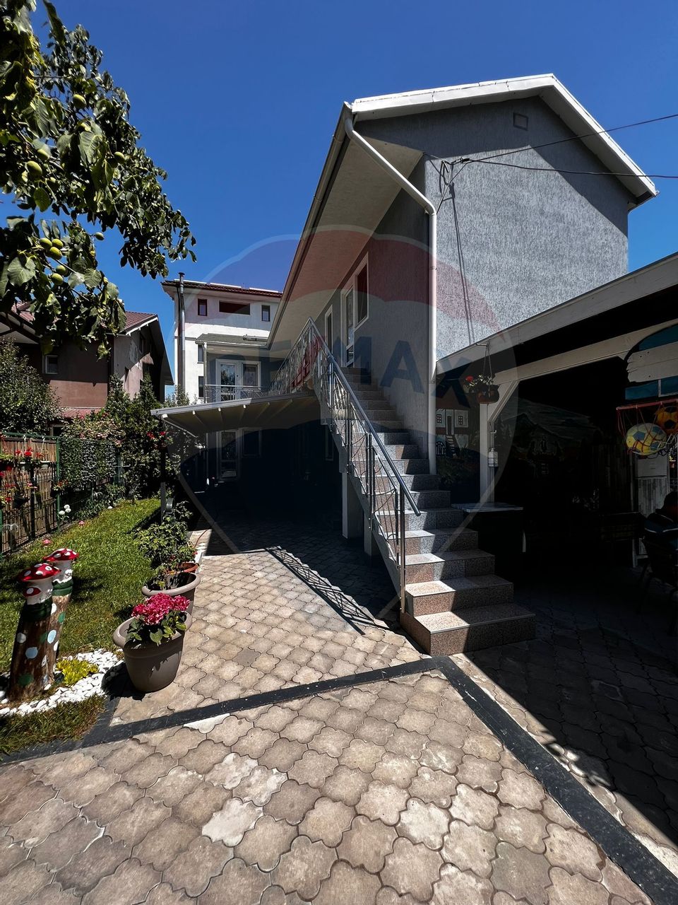 6 room House / Villa for sale, Central area