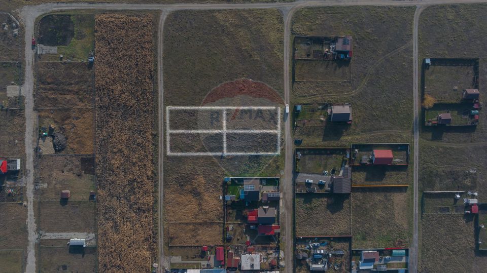 Land 2,000sqm Harman / Strada Mihail kogalniceanu