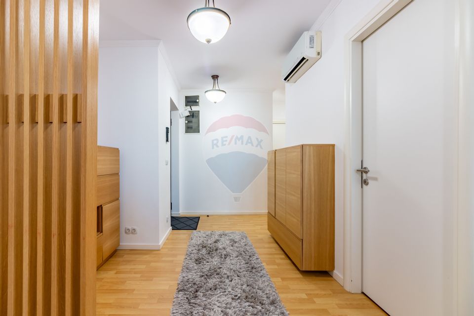 Apartament de vânzare 3 camere Adora Bucuresti/Pipera curte proprie