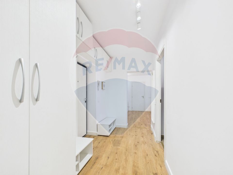 3 room apartment - ultracentral, Romana Square