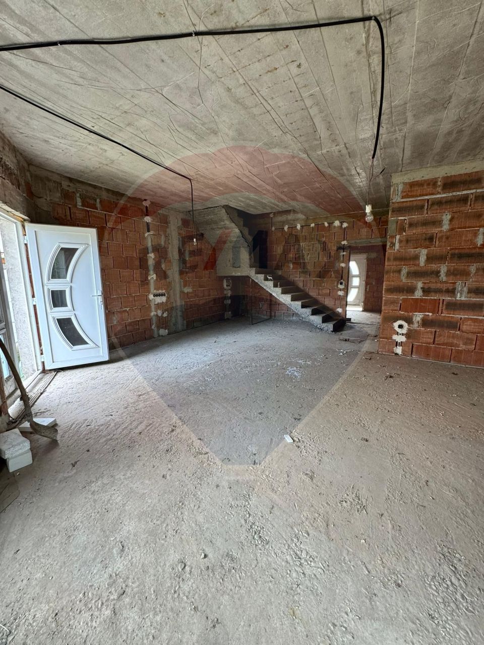 6 room House / Villa for sale