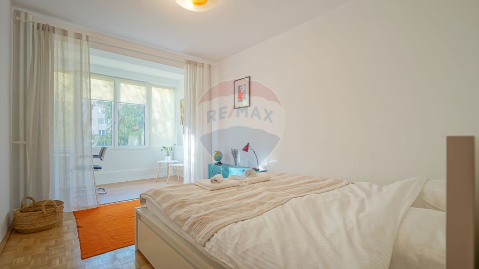 Apartament cu 3 camere de închiriat B-dul Victoriei
