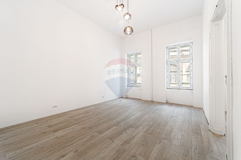 149sq.m Commercial Space for rent, Ultracentral area