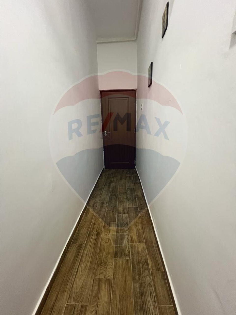 4-rooms apartment, separate entrance for sale Dacia Blvd