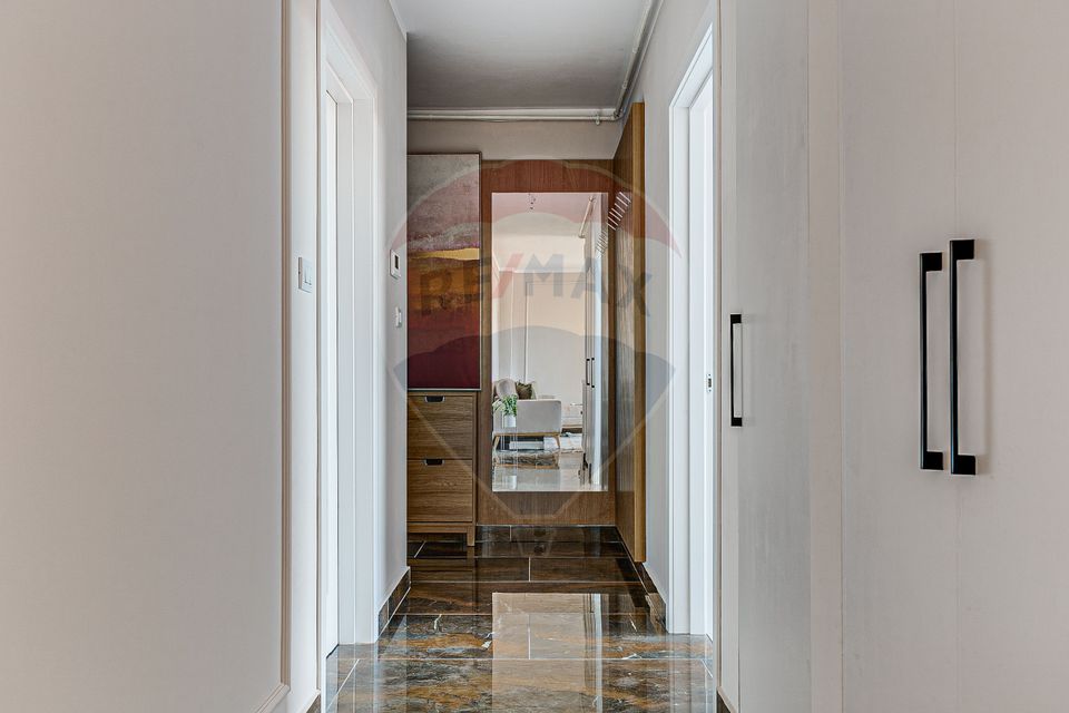 Apartament cu 3 camere de închiriat, parcare subterana, Complex Cozia