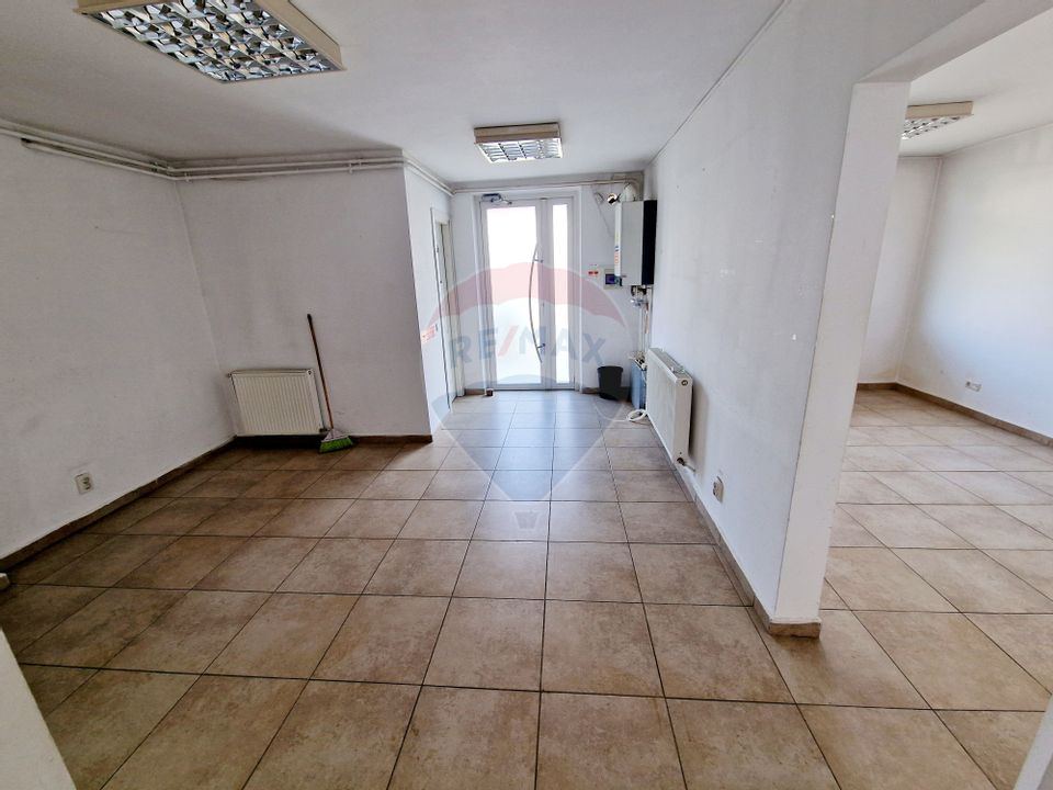 60sq.m Commercial Space for rent, Precista area