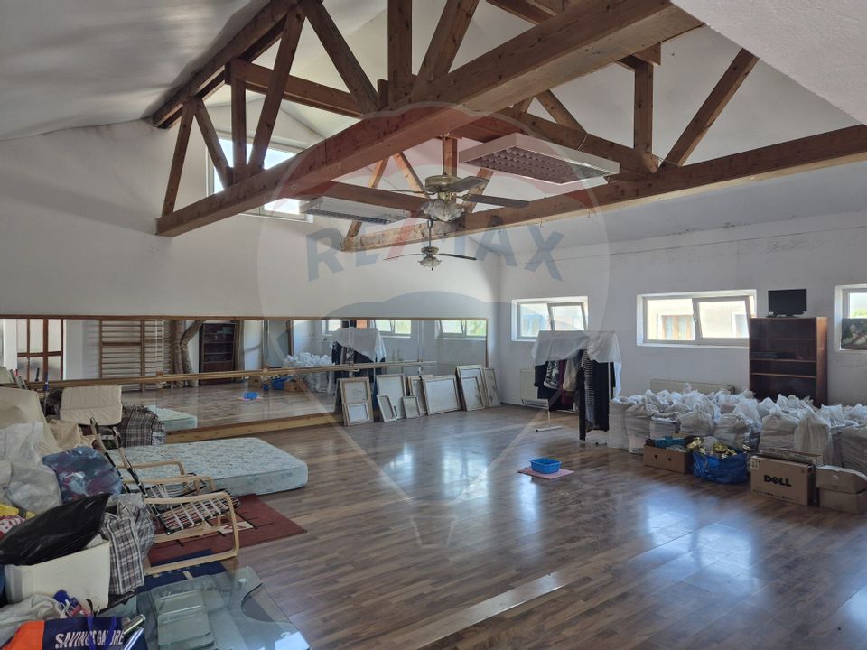 8 room House / Villa for sale, Energiei area