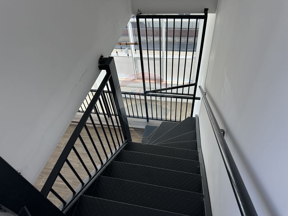 Spatiu comercial de inchiriat, zona Iris