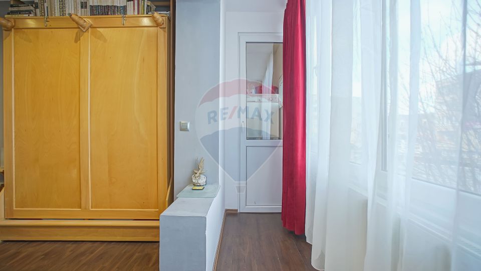 REZERVAT ! Apartament 3 camere Piața Teatrului