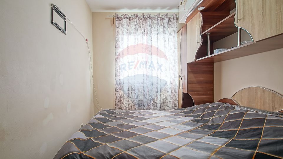 3 room Apartment for sale, Florilor area