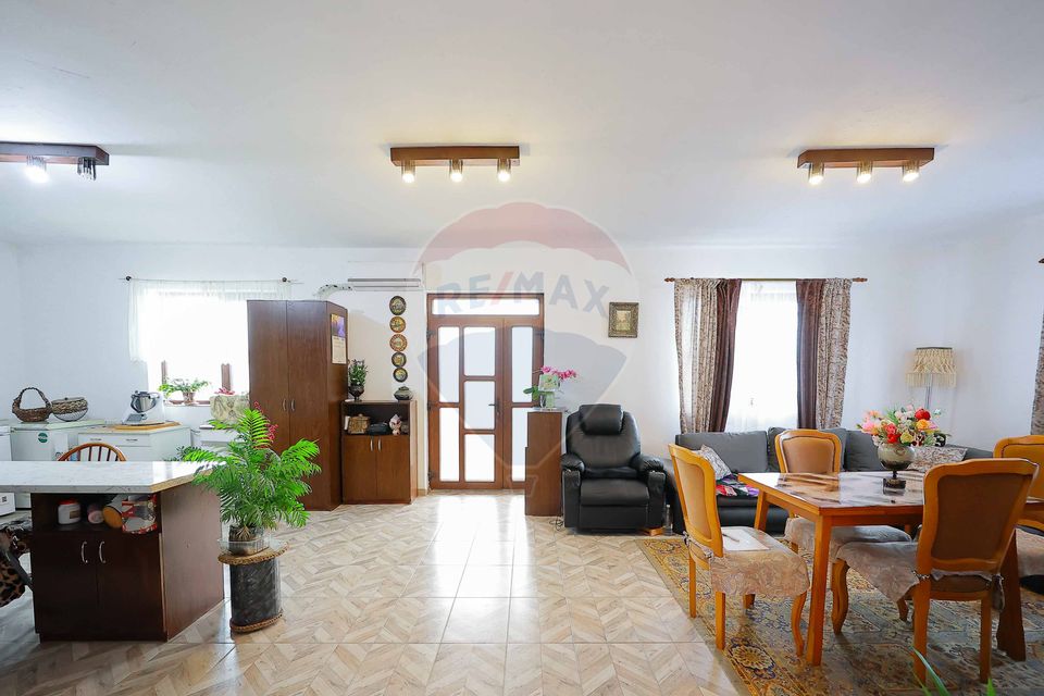 3 room House / Villa for sale