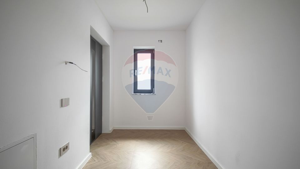 4 room House / Villa for sale, Stupini area