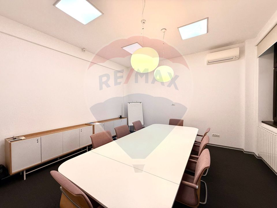 100sq.m Commercial Space for rent, P-ta Victoriei area