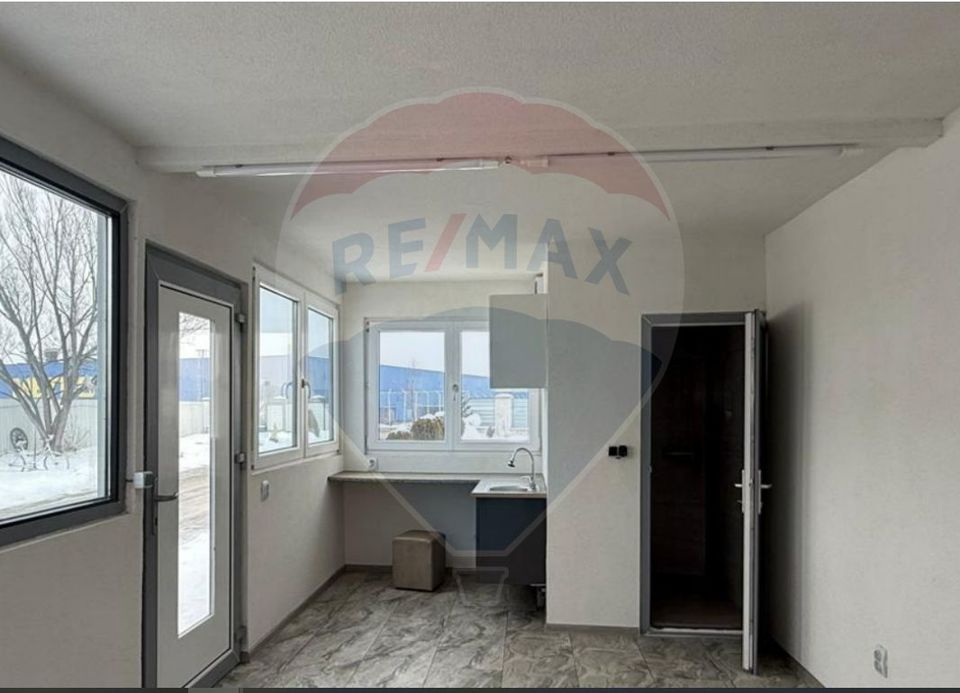 25sq.m Office Space for rent, Vest area