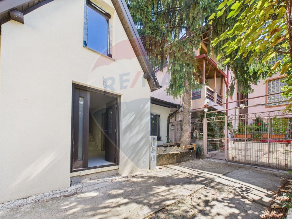 4 room House / Villa for sale, Stefan cel Mare area